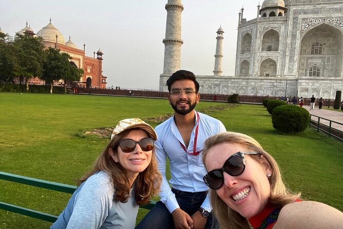 Private Sunrise Taj Mahal Tour from Delhi by Car - All inclusive - Why a Delhi-to-Agra sunrise plan works