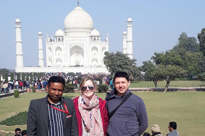 Private Taj Mahal & Agra Day Trip by Car From Delhi All Inclusive - Private car + driver: the real value of not wrestling transit