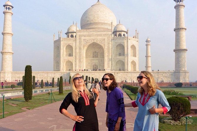 Private Taj Mahal and Agra Tour from Gurugram(Gurgaon) by Car - How the guide experience shapes value (and your photos)