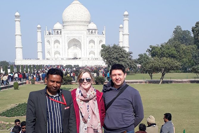 Private Taj Mahal Day Tour from Delhi by Car - All Inclusive - Agra Fort: more than one stop, a whole Mughal complex