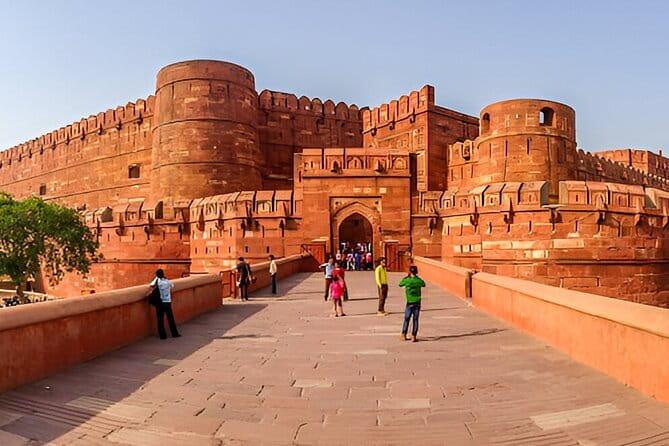 Private Taj Mahal Sunrise Tour and Agra Sightseeing from Delhi - Entering the Taj Mahal at sunrise: why the guide time matters