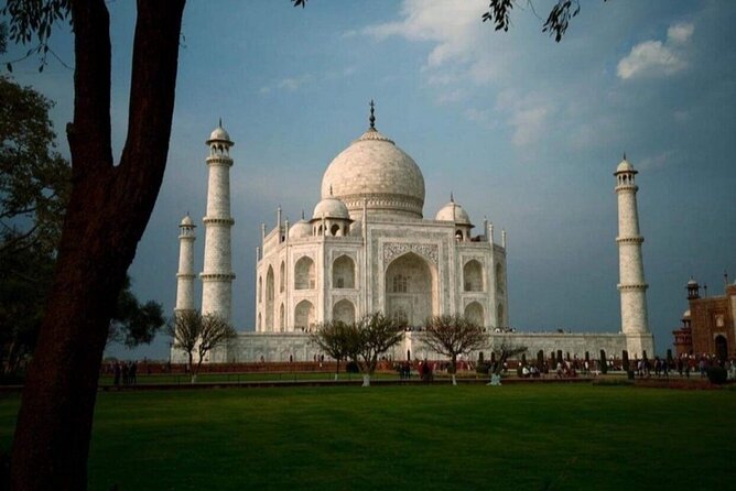 Private Taj Mahal Tour by Gatimaan Express Train - Price and value: what $170 covers (and what to double-check)