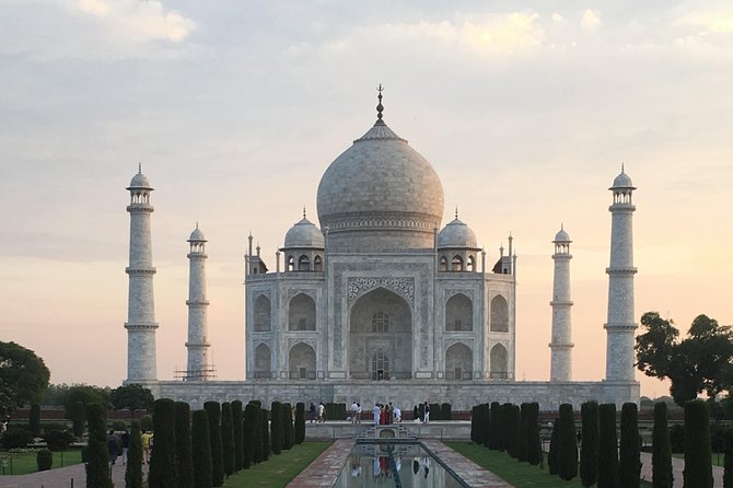 Private Tajmahal Day Tour From New Delhi By Gatiman Express Train - The train ride: quick, supported, and built into the schedule