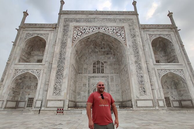 Private Tour of Taj Mahal from Delhi by Chauffeured Car - The 12–14 hour car day: what you should plan for