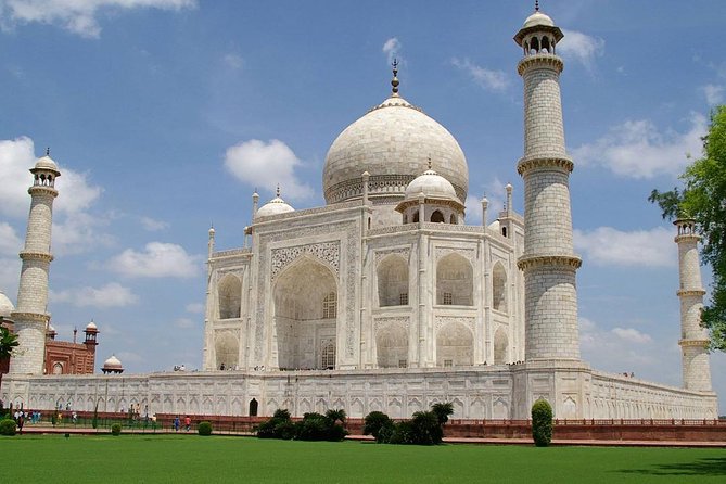 Private Tour: One Day Trip To Agra from Delhi by Car Visit Taj Mahal & Agra Fort - Taj Mahal visit: timed entry, guide help, and better use of your hours
