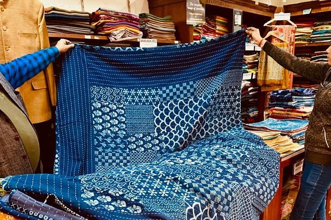 Private Walking Tour: Old Delhi including Ancient Havelis and Chandni Chowk - Chor Bazaar food and the flea-market feeling