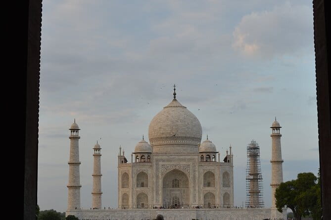 Red Fort Fast Track Entry Ticket in Delhi 2 hours Tour - Diwan-I-Aam: the Hall of Public Audience