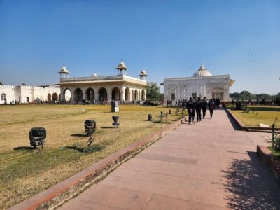 Red Fort Skip-the-Line E-tickets & guide Delhi transfers - Inside the Red Fort walls: architecture plus museums that make sense