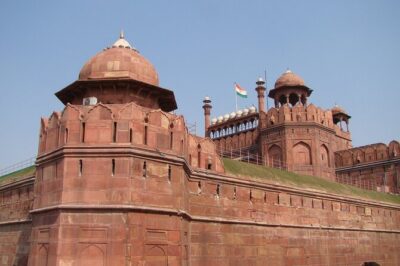 Red Fort Sound and light show with Old Delhi Walk - Meeting at Lal Quila Metro and Starting the Old Delhi Walk