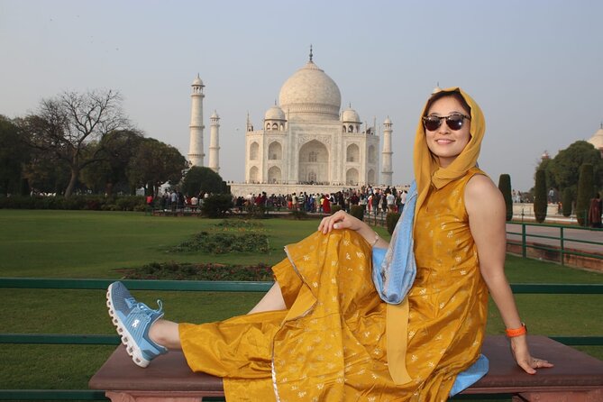 Same Day Agra/Taj Mahal Tour from Delhi : Private & all inclusive - Getting to Agra: AC car comfort and the express-train option