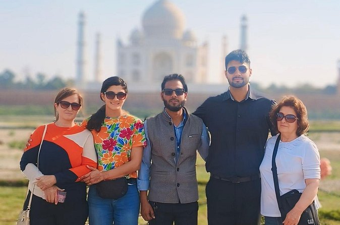 Same Day Agra Tour to Taj Mahal, Agra Fort & Itmad-ud-Daula - Food, Breaks, and How the Day Feels