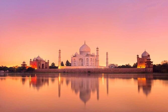 Same Day Agra Trip by Car from Delhi - All Inclusive - The 6:00 am pickup and the Yamuna Expressway drive