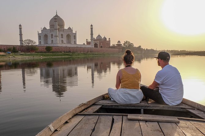 Same Day Luxury Tour to Taj Mahal & Agra Fort - Transportation value: luxury car options and what you should expect