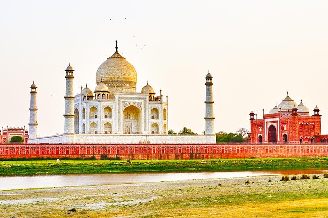 Same Day Mathura and Vrindavan Tour with Taj Mahal from New Delhi - Krishna Janmabhoomi Mandir And The Finish Back Toward Delhi