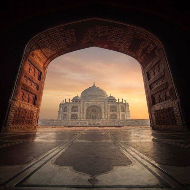 Same Day Taj Mahal Tour from Delhi by Gatimaan Express Train - Lunch and food expectations: what to do with mixed reviews