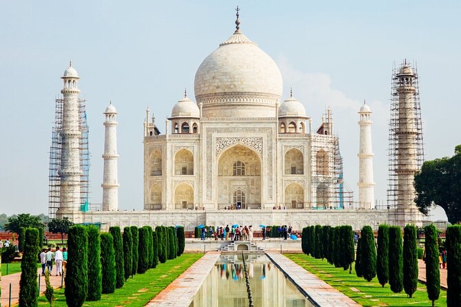 Same Day Taj Mahal Trip From Delhi to Agra By Private Driver - Pickup across Delhi-NCR and the Toyota Innova Crysta comfort