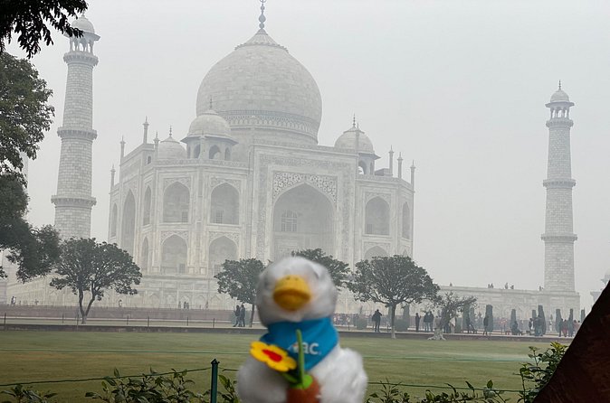 Skip-the-Line Taj Mahal Tour-Hassle-Free Entry & Guide Experience - Handicrafts time: nice, but set your expectations