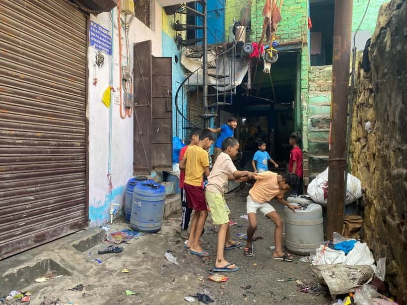 Slum Tour - Sanjay Colony Slum Guided Walking Tour in DELHI - How to prepare: the practical packing list that helps