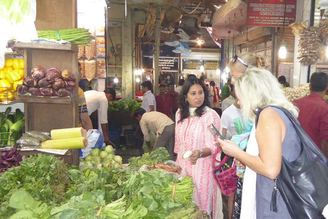 Spice Knight (Cooking Class -> Meal -> Local Market walk) - Small-Group Cooking With Neha at Saffron Palate