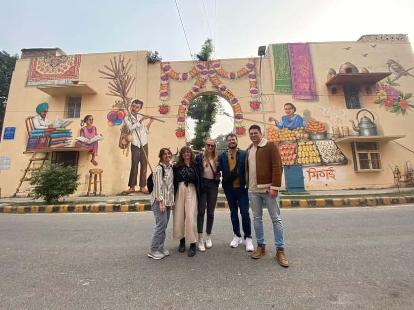 Street Art Walk with Chai & Snack - Practical tips JD shares so you can travel smarter