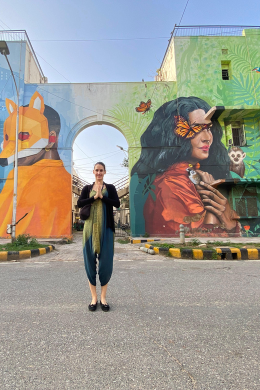 Street Art Walk with Chai & Snack - Price and value: what $29 buys you in real terms