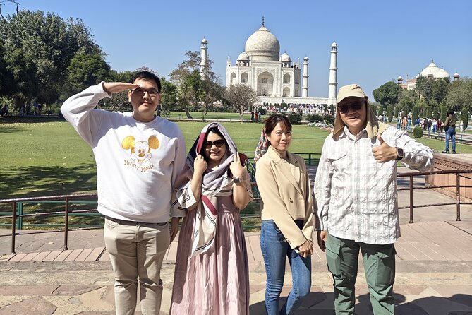 Sunrise Taj Mahal, Agra Fort & Baby Taj Tour from Delhi by Car - Lunch and Comfort: What the Options Really Mean