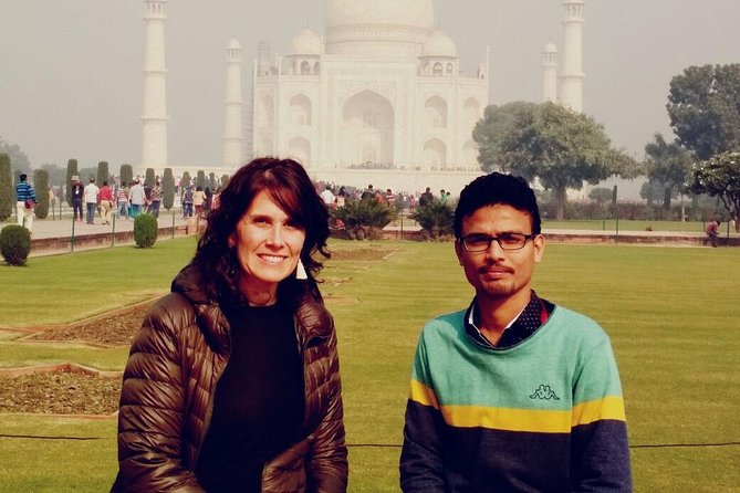 Sunrise Taj Mahal & Agra fort tour with Professional Photographer - Who should book this sunrise Taj Mahal & Agra Fort tour?