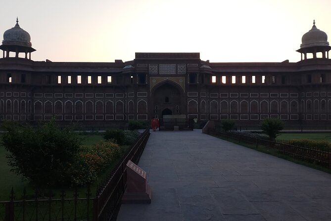 Sunrise Taj Mahal Tour From Delhi - Agra Fort right after the Taj: Mughal power beyond the marble