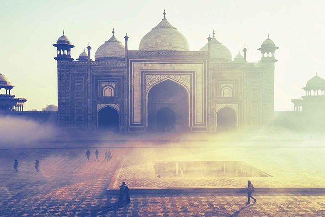 Sunrise Taj Mahal Tour from Delhi with Entrance and Food - Timing the Taj Mahal visit for sunrise (and navigating the Friday closure)
