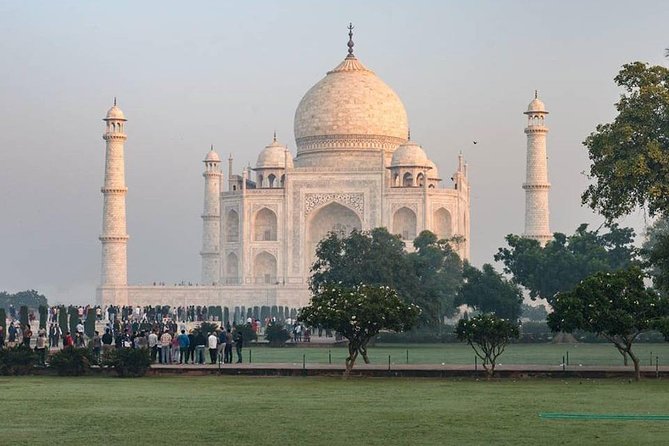 Sunrise Taj Mahal Tour from Delhi With Guide - Taj Mahal at Sunrise: Fewer Crowds and Cooler Air
