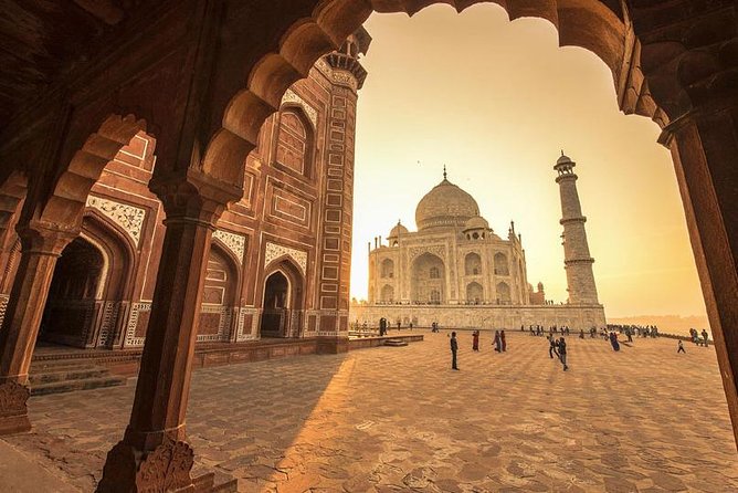 Sunrise tour to Tajmahal and Agra fort from Delhi - Breakfast in Agra plus local art and craft time