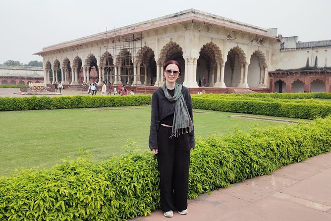 Taj Mahal, Agra Fort & Baby Taj Day Tour From Delhi - Lunch at DoubleTree by Hilton Agra: A 5-Star Reset (If You Choose It)