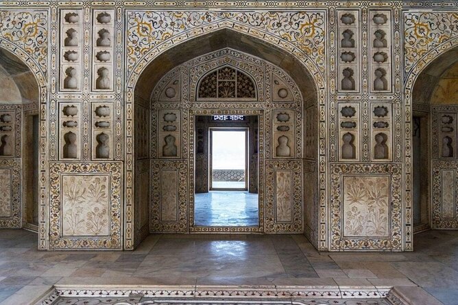 Taj Mahal, Agra Fort & Baby Taj Day Trip from Delhi by Car - Why a private car day trip works so well from Delhi