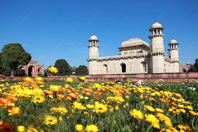 Taj Mahal, Agra Fort & Baby Taj Day Trip from Delhi by Car - Lunch with a Taj view: what to choose and when