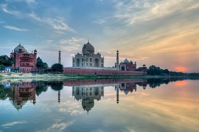Taj Mahal, Agra Fort, Baby Taj Tour from Delhi by Superfast Train - Key highlights you should care about
