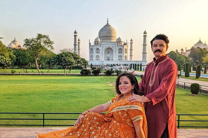 Taj Mahal, Agra Fort, Baby Taj Tour from Delhi by Superfast Train - Taj Mahal morning: what to expect and how to get better photos