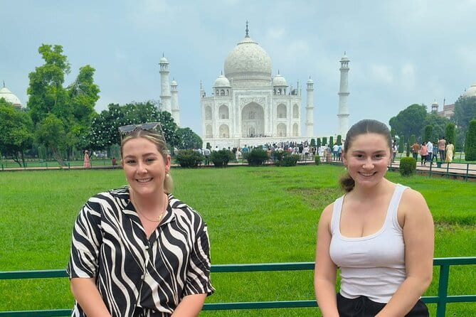 Taj Mahal, Agra Fort, Baby Taj Tour from Delhi by Superfast Train - Guides and cars: the value of not doing the hard parts yourself