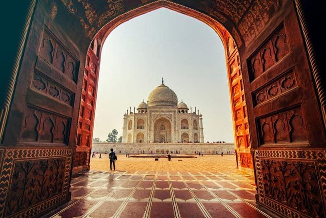 Taj Mahal, Agra Fort, Baby Taj Tour from Delhi by Superfast Train - Price and value: what $45.36 really buys you