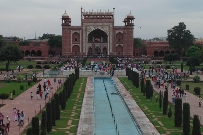 Taj Mahal, Agra Fort, & Fatehpur Sikri Day trip From Delhi by car - Fatehpur Sikri: red sandstone palaces and Panch Mahal