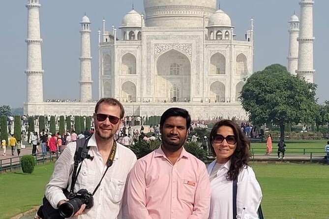 Taj Mahal & Agra Private Trip by Car from Delhi with 5 Star Meal - A five-star meal at DoubleTree by Hilton Agra: what’s included and what isn’t