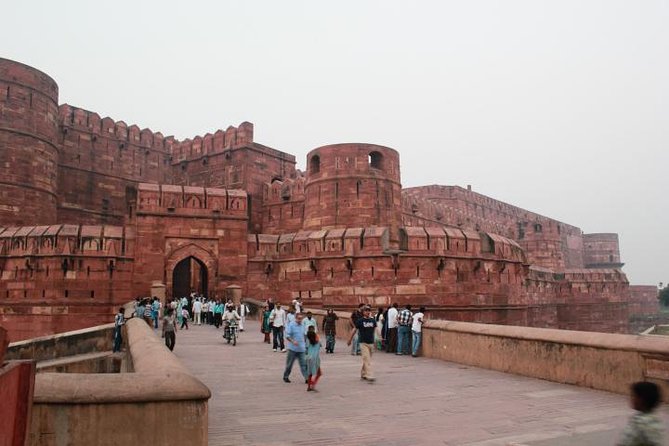 Taj Mahal at Sunrise Day Tour from Delhi by SUV Car - Arriving at Agra: freshen up time and meeting your guide