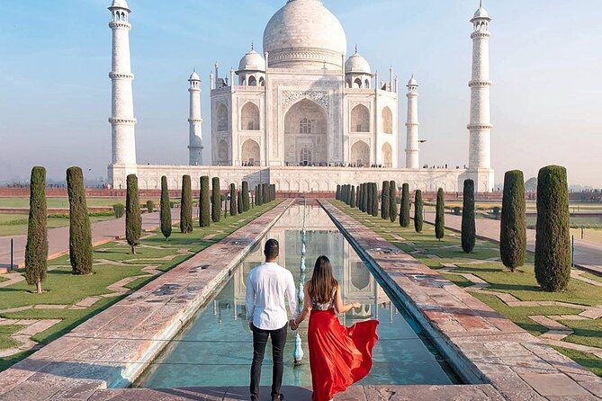 Taj Mahal Day Tour From Delhi by Superfast Train - Lunch at a multi-cuisine buffet: fuel for Baby Taj and beyond