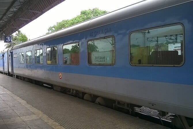 Taj Mahal Day Tour with Akbar Tomb from Delhi by Superfast Train - Taj Mahal Morning: Time, Tickets, and Guide Power