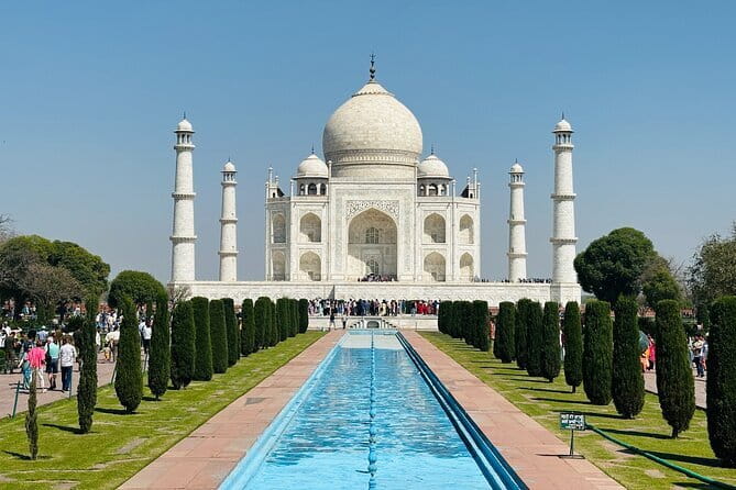 Taj Mahal day Trip from Delhi by Private Car ( Luxury & Comfort ) - Taj Mahal: How the Live Guide Helps You See More Than Postcards
