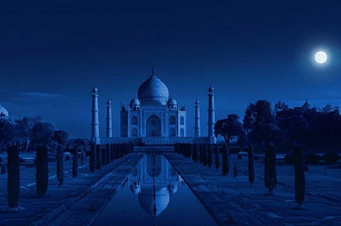 Taj Mahal Overnight Trip From New Delhi - Private guide, hotel pickup, and the Yamuna Expressway ride