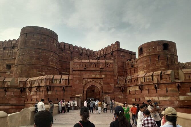 Taj Mahal Private Day Tour From Delhi with Transportation - The Private Car From Delhi: Comfort, Safety, and Less Aggravation