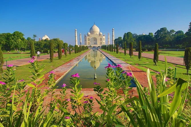 Taj Mahal Private Tour (Viator Award Winner) - Where the tour earns its value: guides, photos, and small perks