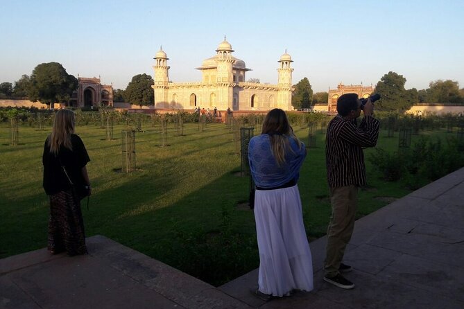 Taj Mahal Same Day Tour by Fast Track to the Taj - Timing, photos, and what to pack for a fast day