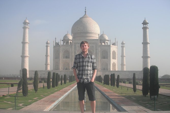 Taj Mahal Sunrise Private Tour from Delhi - Skip-the-line Taj Mahal entry: what you gain with sunrise access