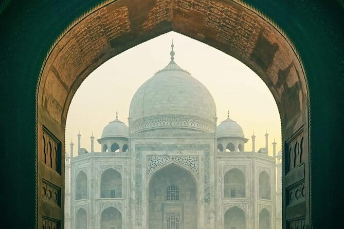 Taj Mahal Sunrise Tour with Agra overnight from Delhi - By Car - Small-group feel (even when it’s private)